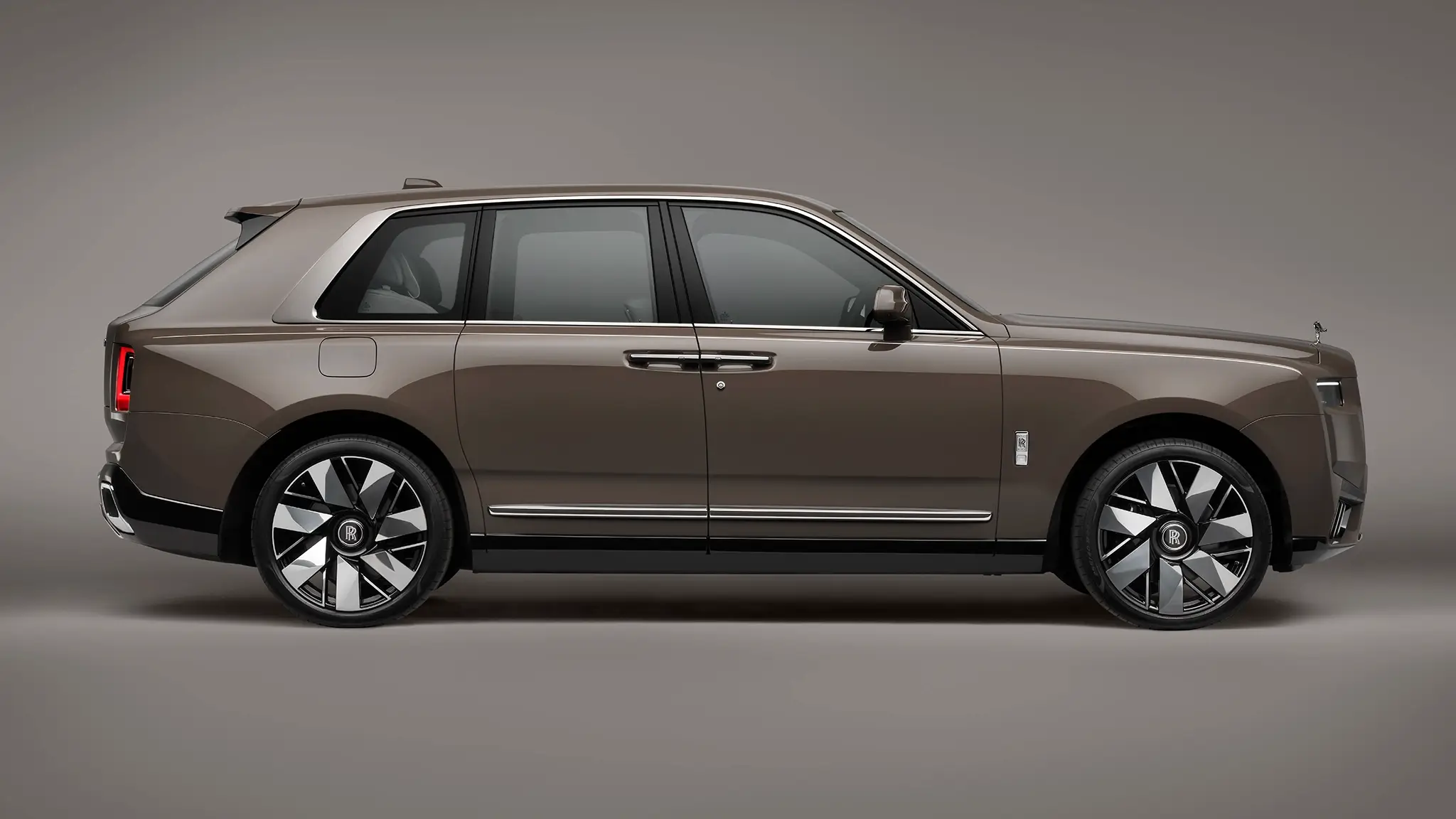 RR Cullinan Series II - lateral