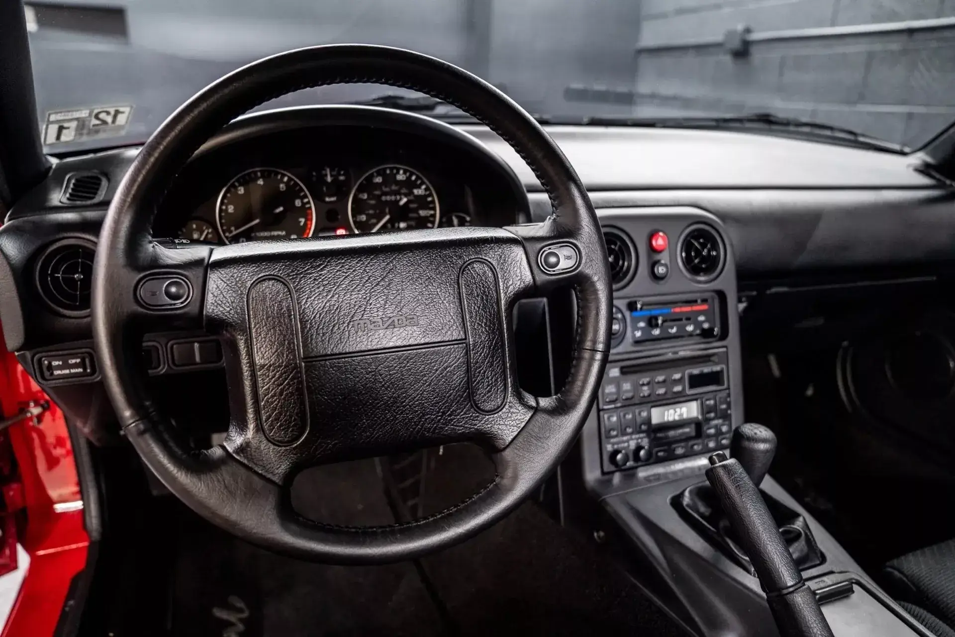 Mazda MX-5 NA interior