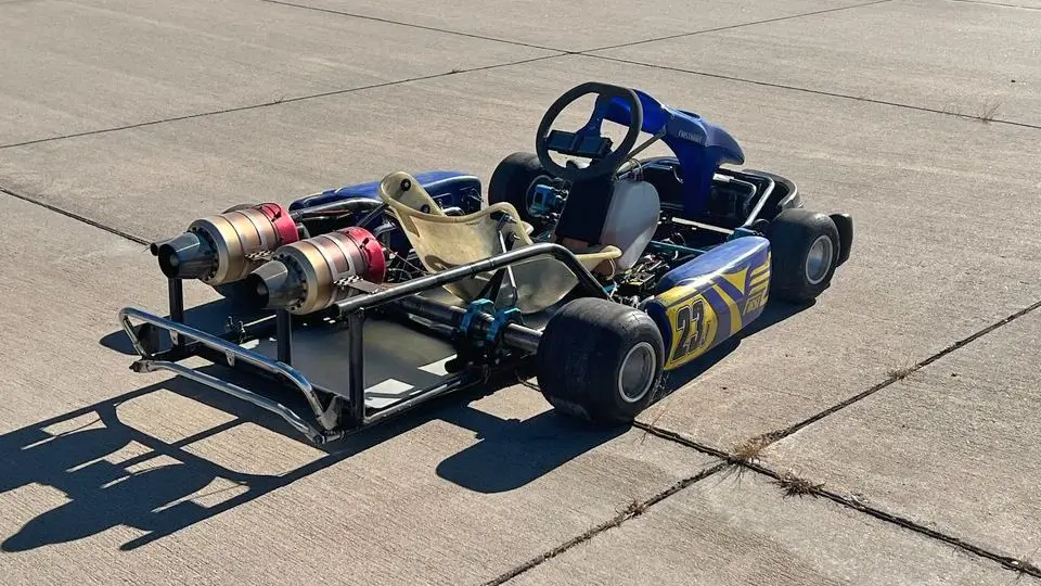 Kart a jato - traseira