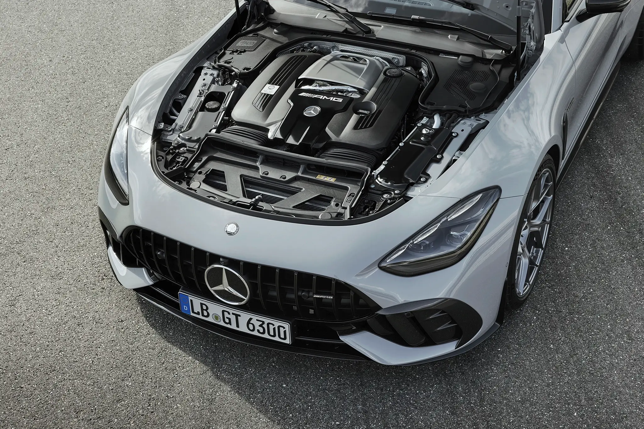 AMG GT PRO - motor V8