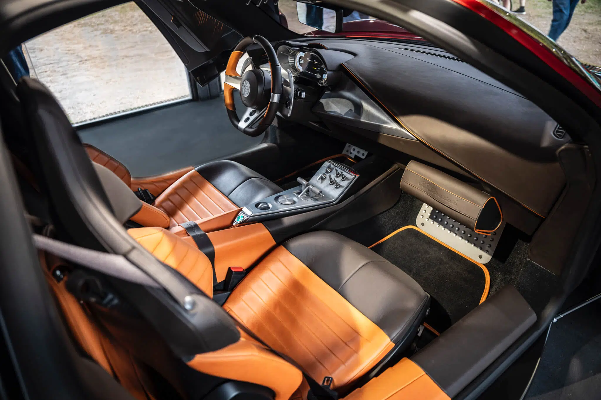 Alfa Romeo 33 Stradale interior