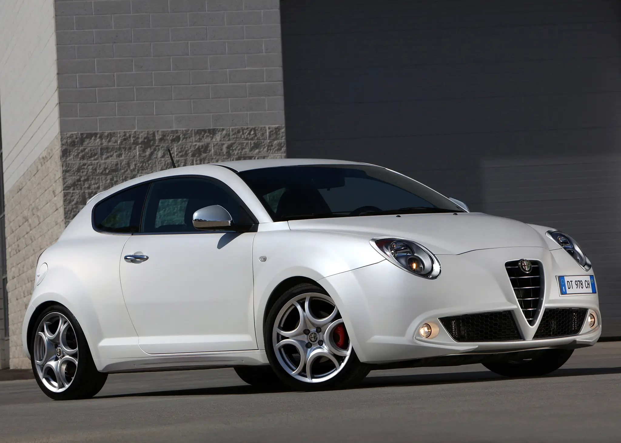 Alfa Romeo Mito - 3/4 de frente