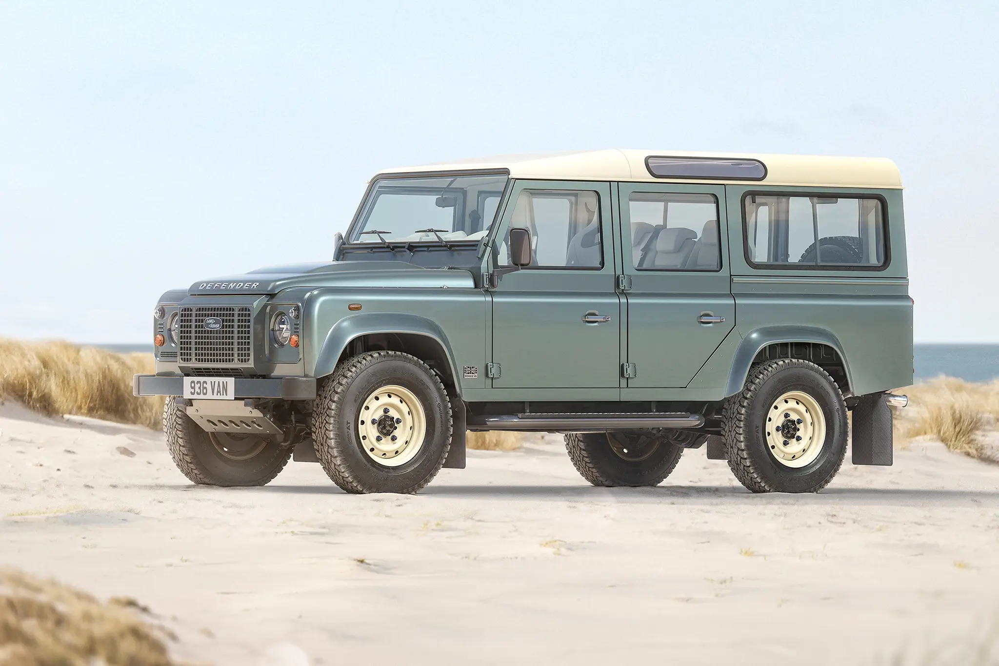 Classic Defender V8 - lateral de frente