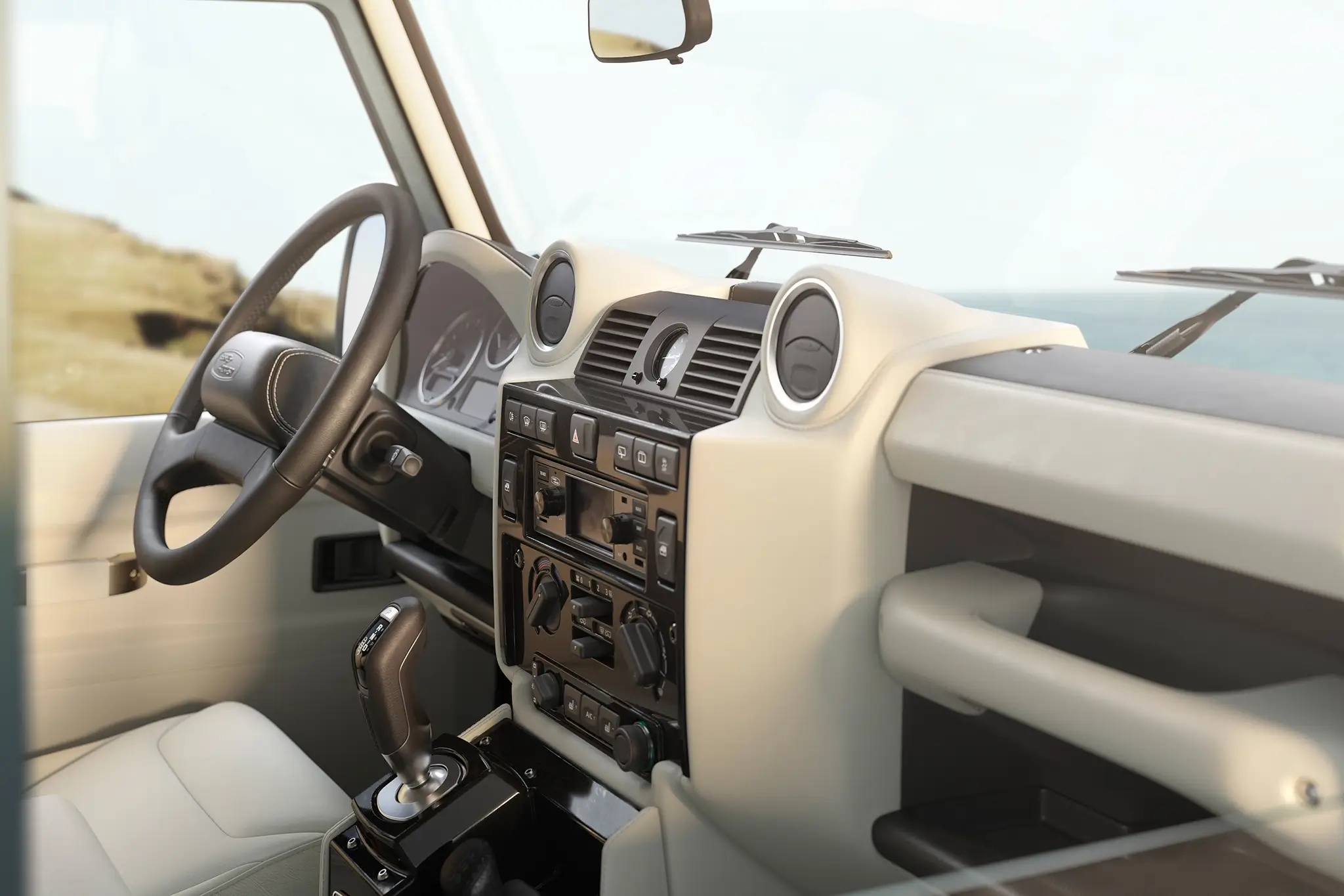 Classic Defender V8 - interior