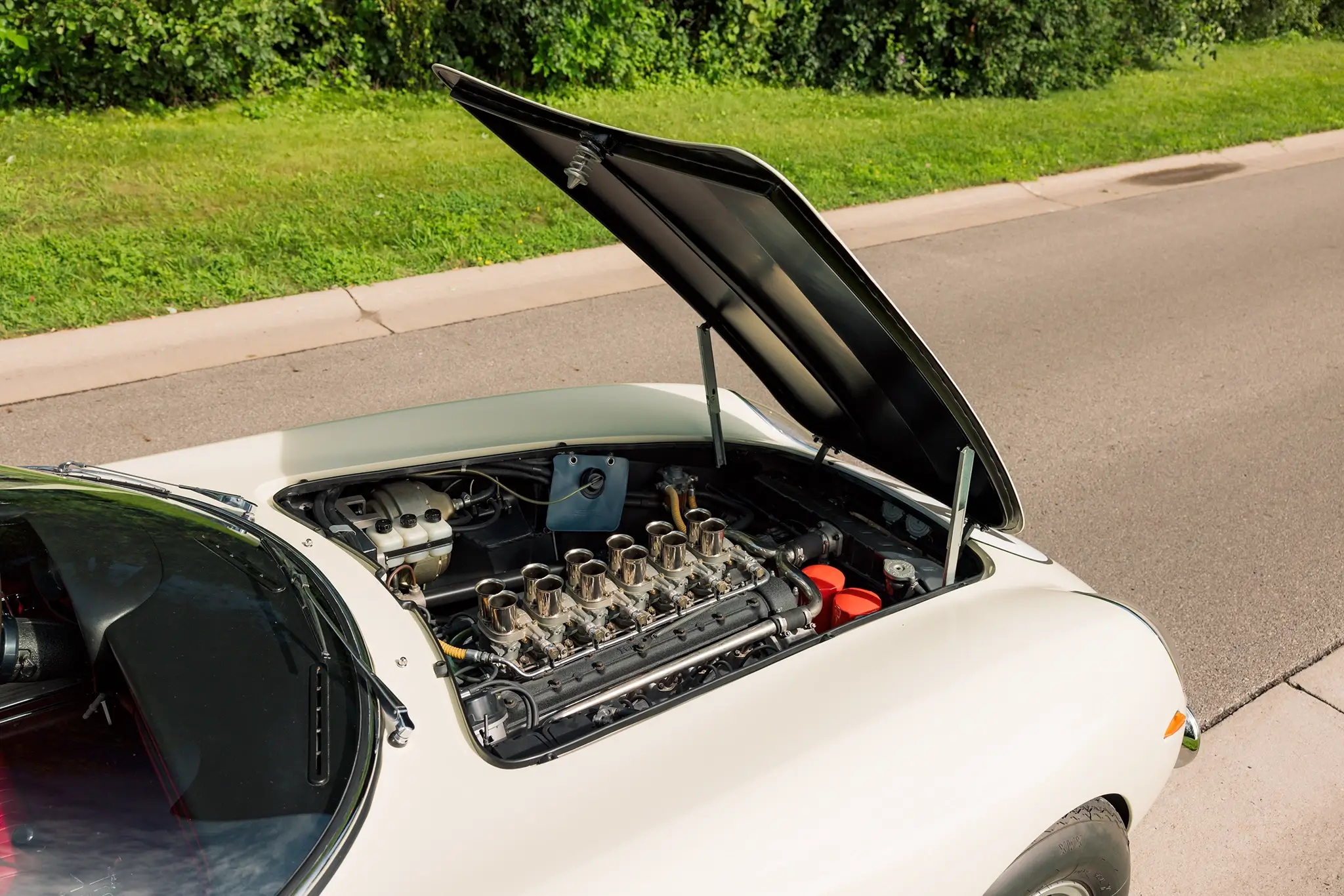 Ferrari 275 GTB/4 NART Alloy - motor