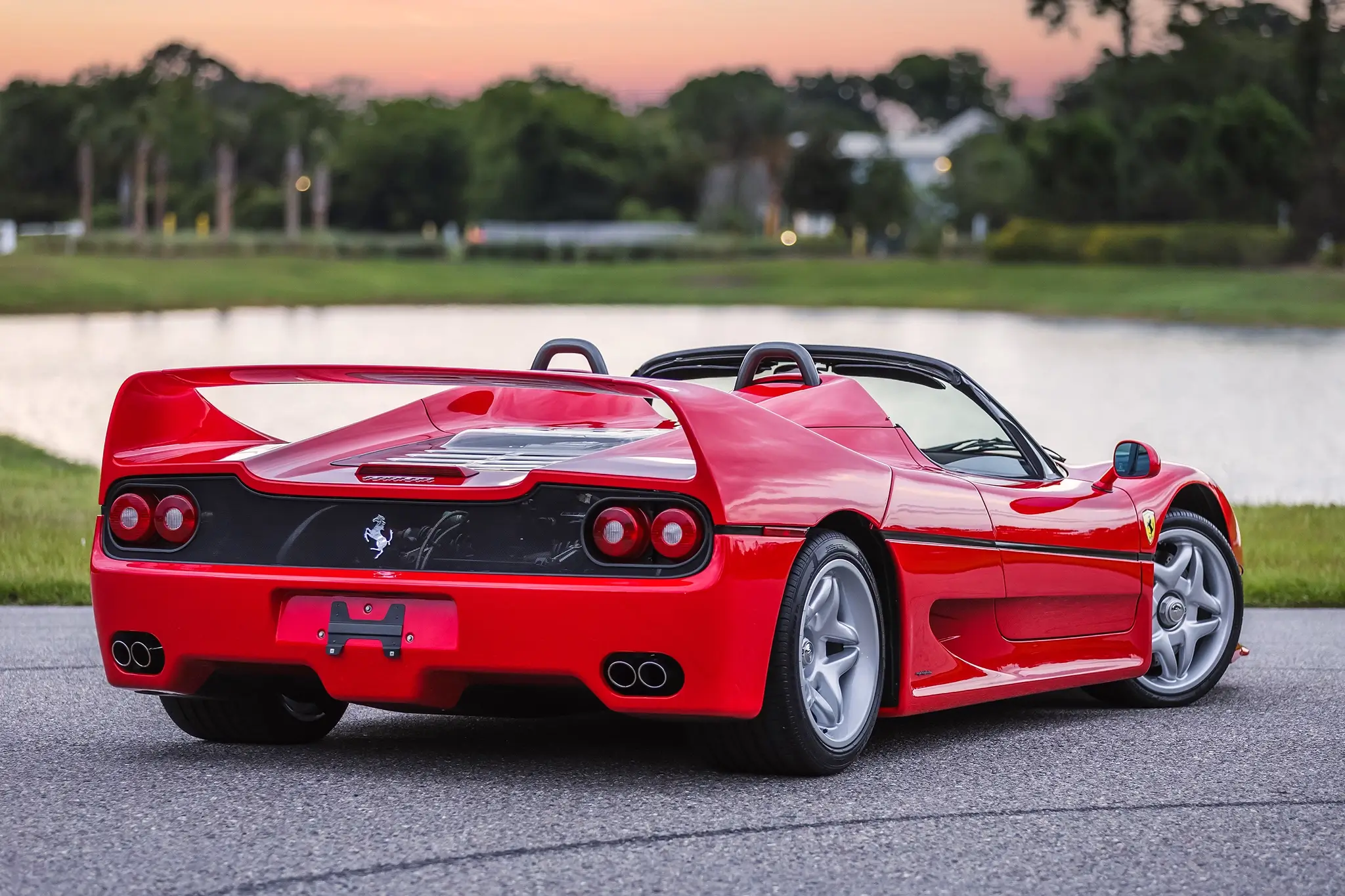 Ferrari F50 - 3/4 de traseira