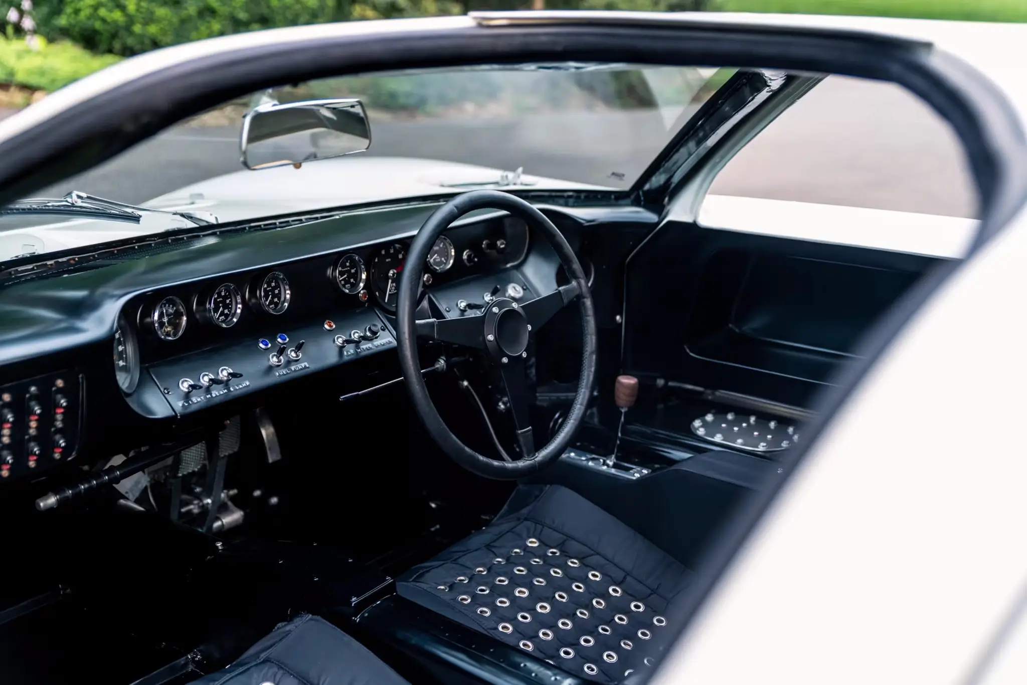 Ford GT40 Lightweight - interior