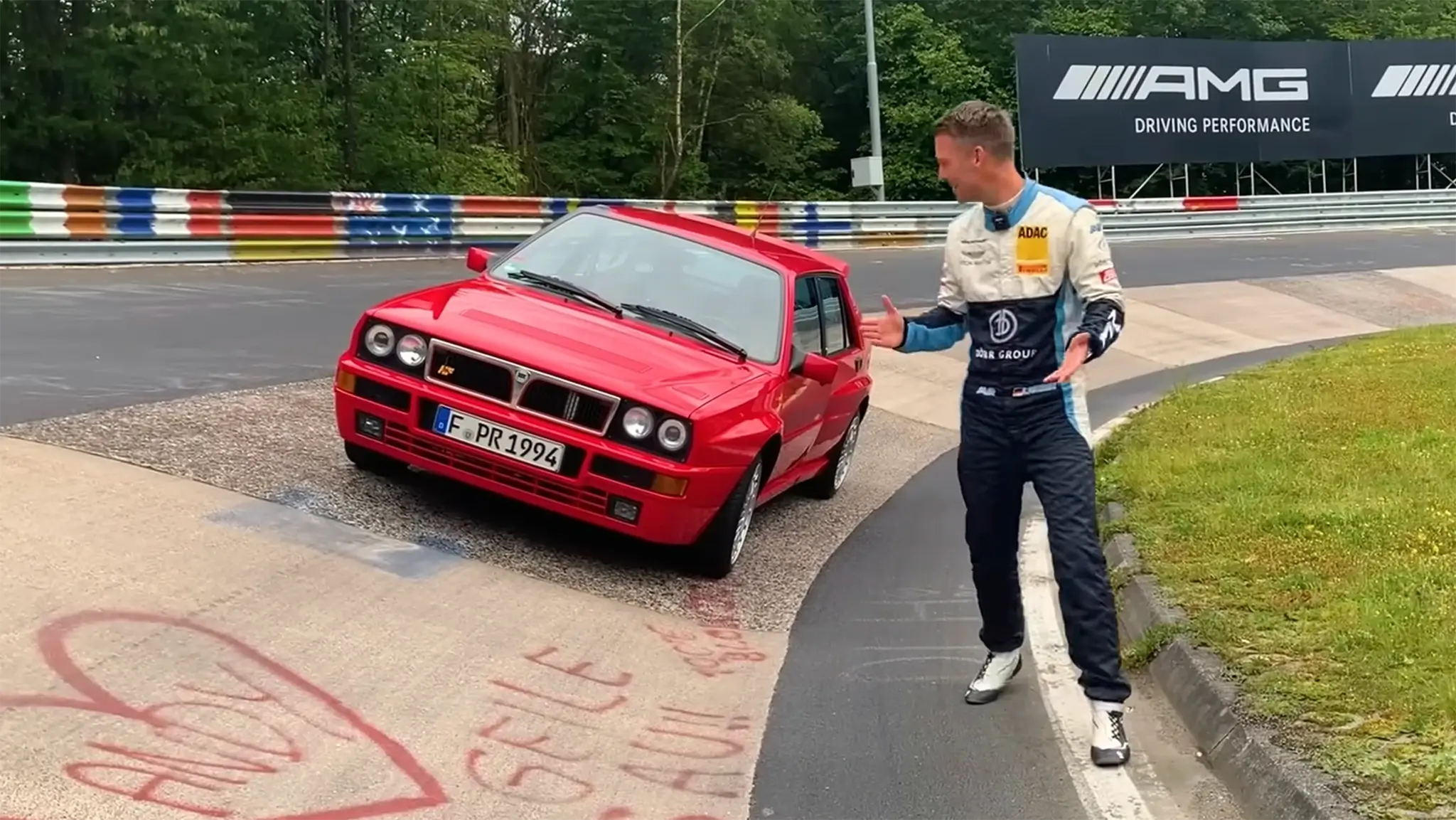 Lancia Delta Integrale no Carroussel do Nordschleife