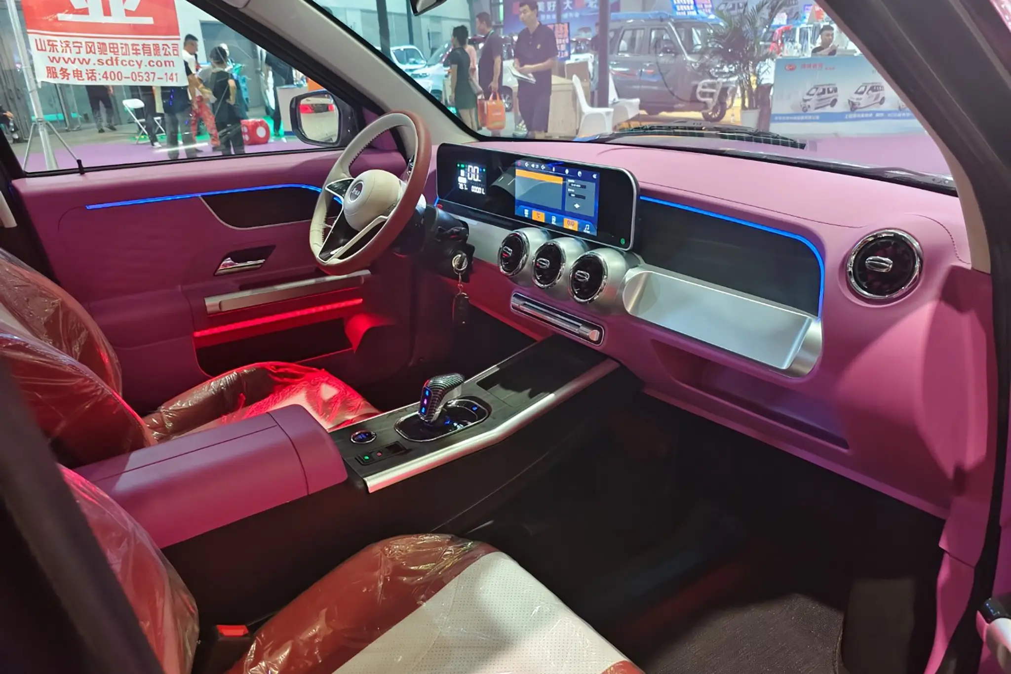 Clone Chinês - Rolls-Royce - interior