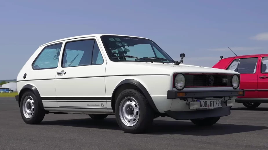 Volkswagen Golf GTI Mk1 - 3/4 de frente