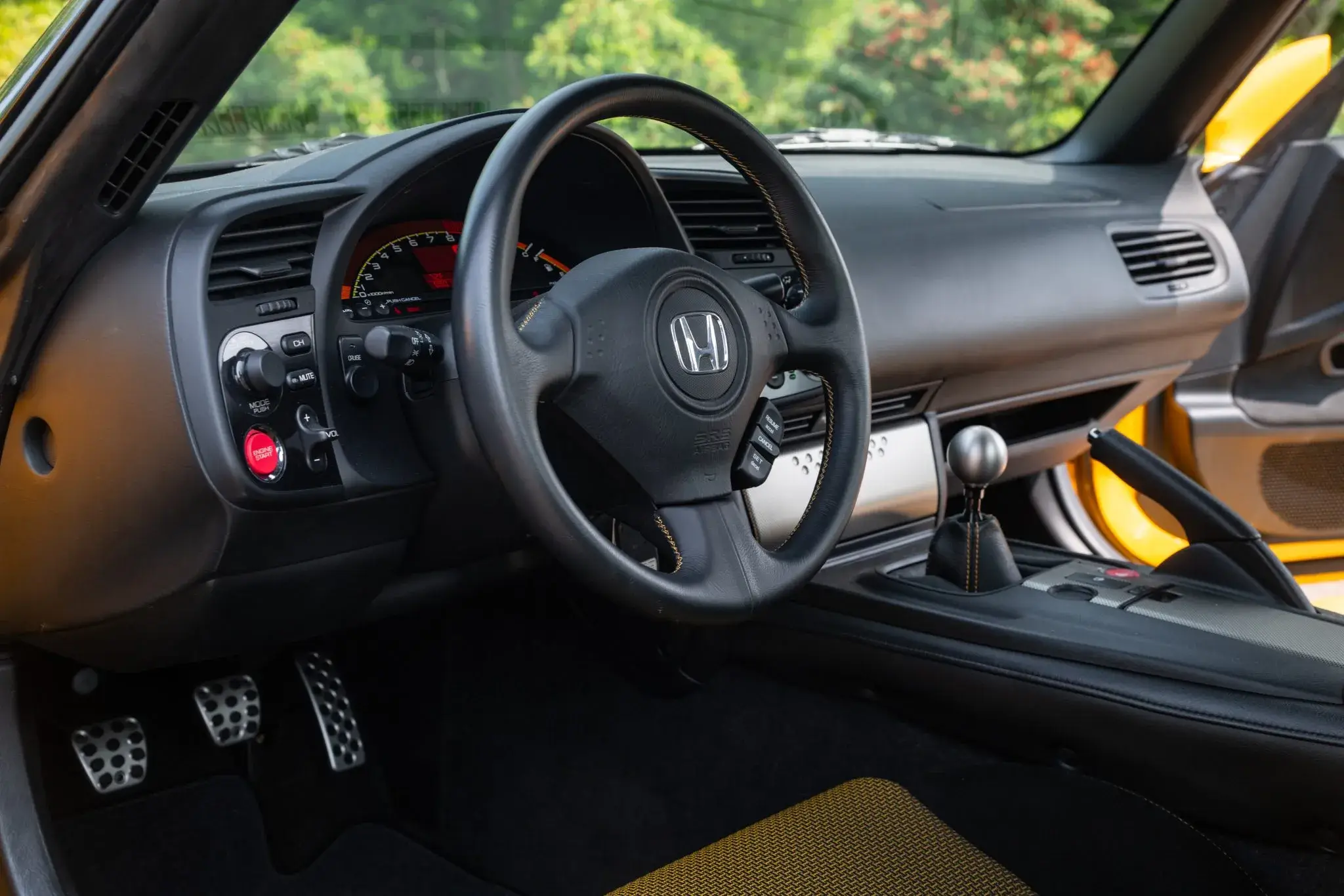 Honda S2000 CR - interior