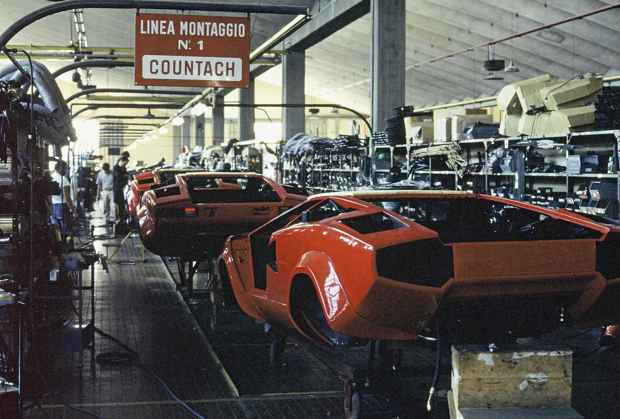 Countach - fotos antigas da fábrica