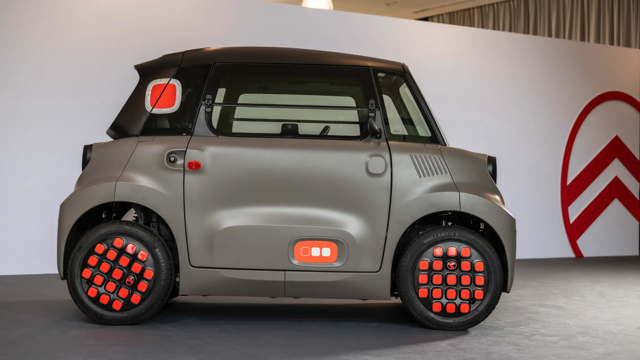 Citroën Ami 2025 perfil