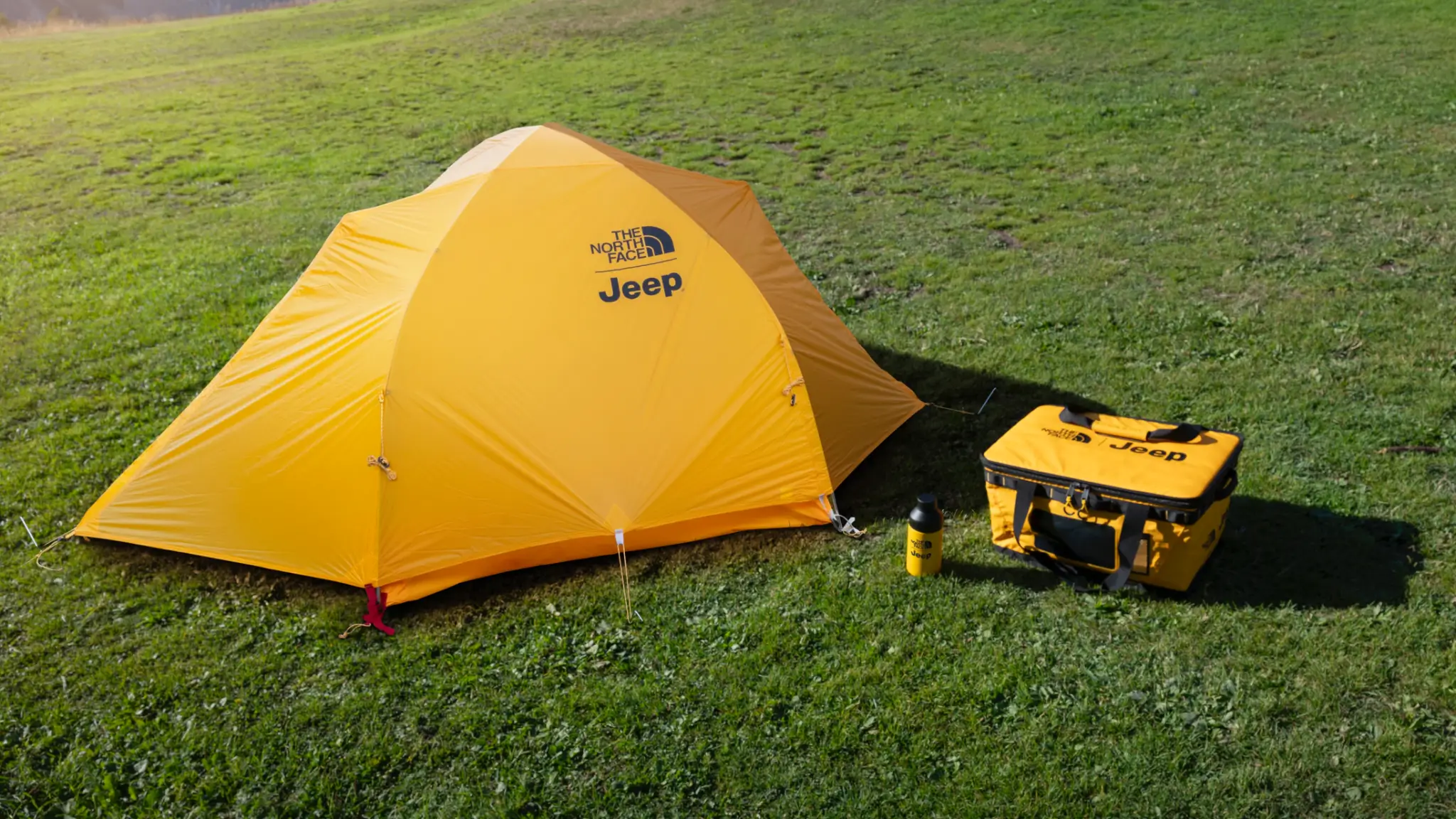 Jeep Avenger The North Face Edition kit de boas-vindas