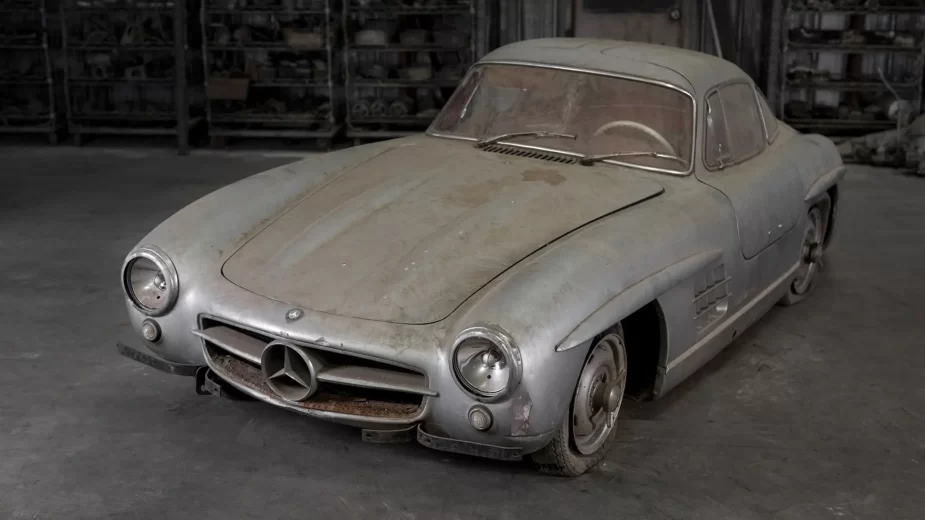 Mercedes-Benz 300 SL Gullwing - 3/4 de frente