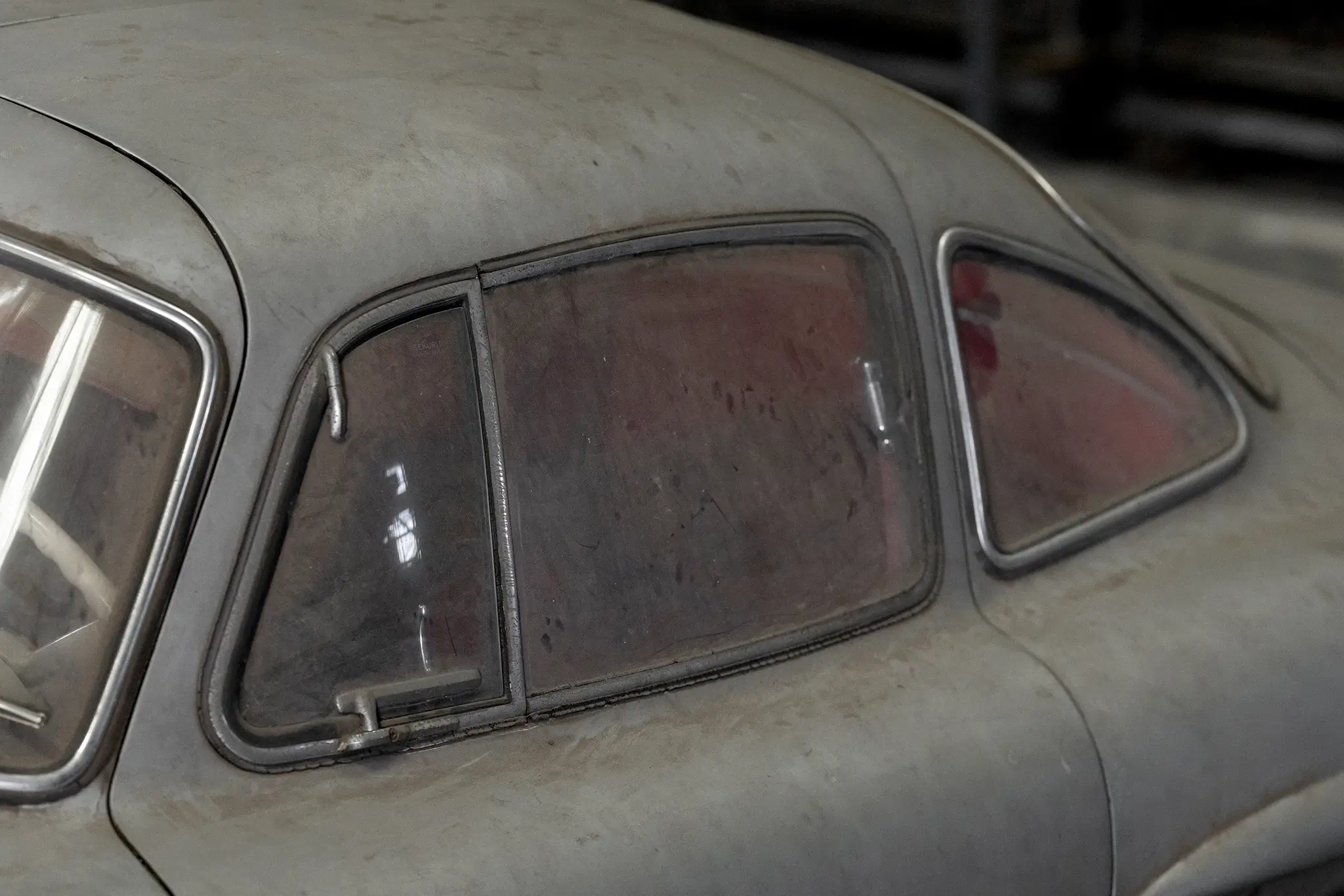 Mercedes-Benz 300 SL Gullwing - janelas