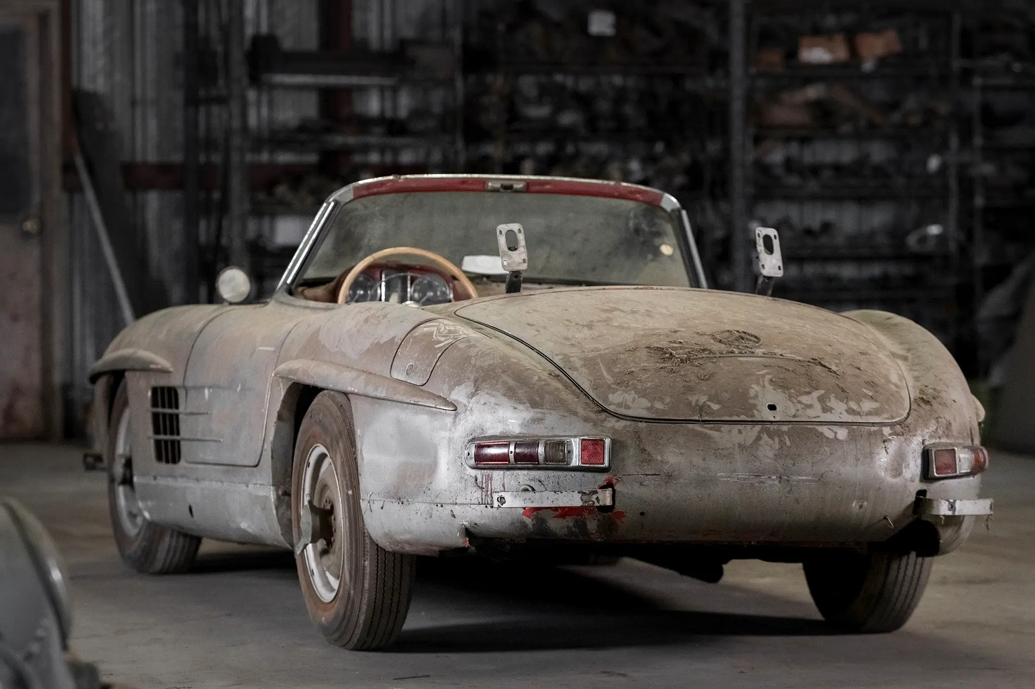 Mercedes-Benz 300 SL Roadster - 3/4 de traseira