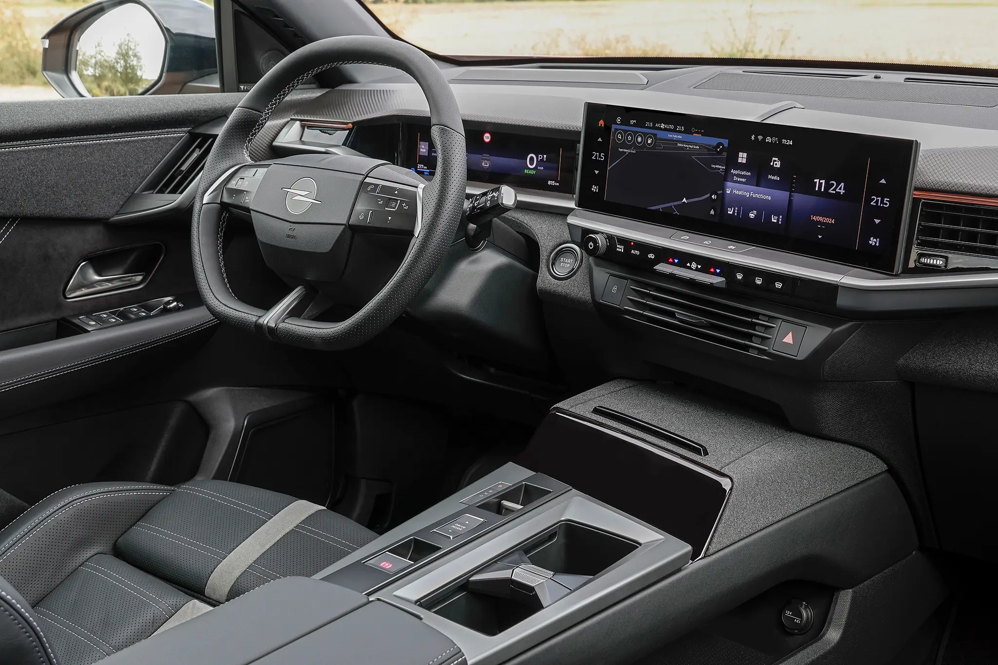 Opel Grandland Hybrid - Interior