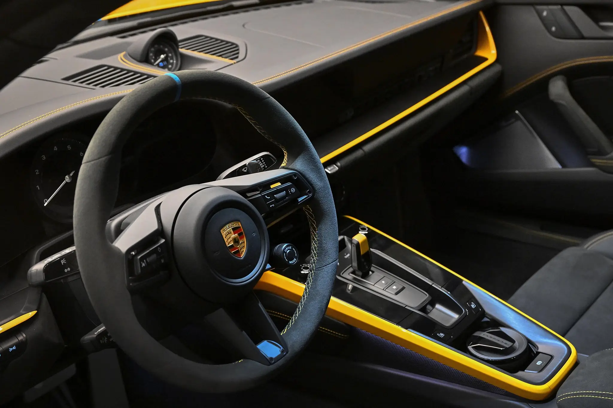 Porsche 911 Dakar Sonderwunsch - interior