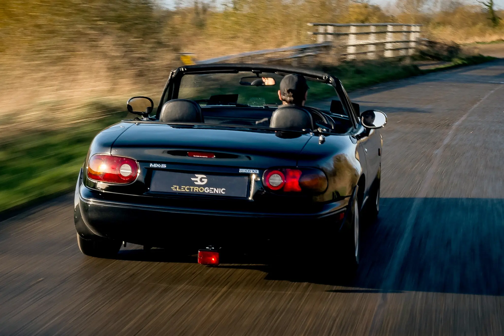 Mazda MX-5 Electrogenic - traseira