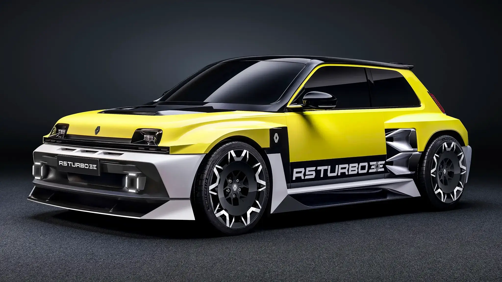 Novo Renault 5 Turbo vai mesmo acontecer e supera os 500 cv