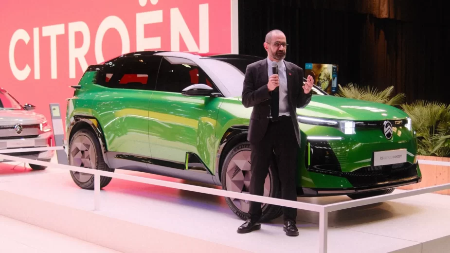 Citroën C5 Aircross Concept com Thierry Koskas, CEO