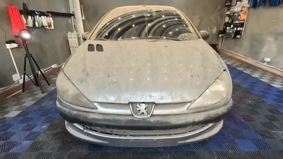 Peugeot 206 detalhe - antes