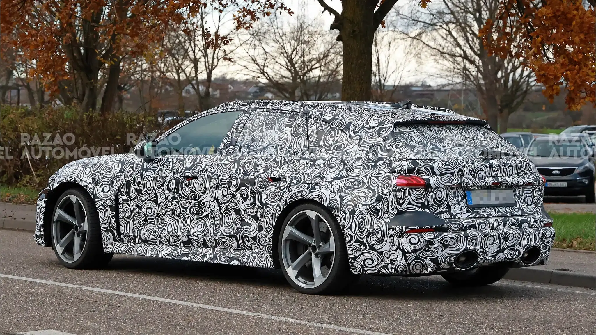 Novo Audi RS 5 não desiste do motor V6 biturbo mas pode ter ajuda