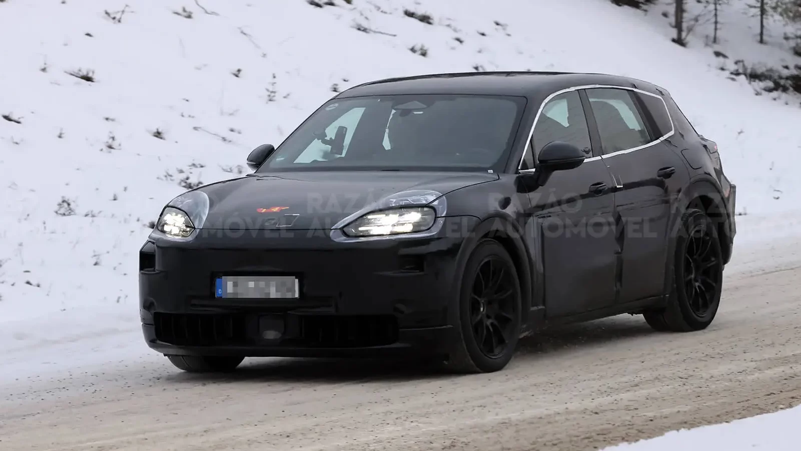 Porsche Cayenne elétrico a chegar mas motor de combustão é para continuar