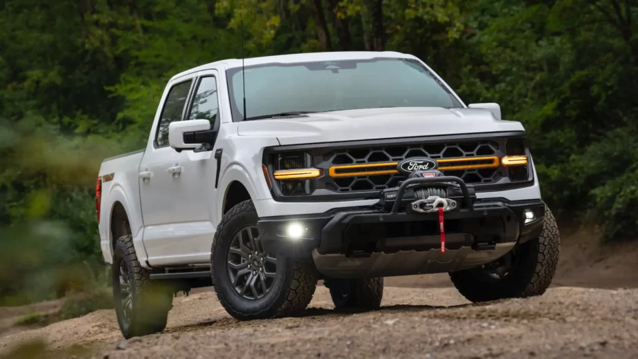 FOrd F-150, frente